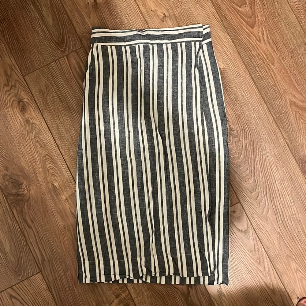 Gap wrap skirt
